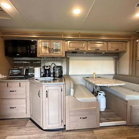 Tamiami Private Cozy R/V , For Your Enjoyment מראה חיצוני תמונה